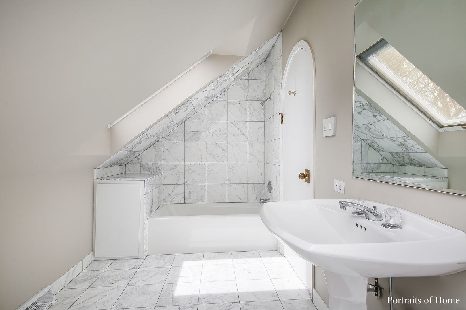 23W735 Hobson Road Naperville, IL 60540 - Photo 26 of 37