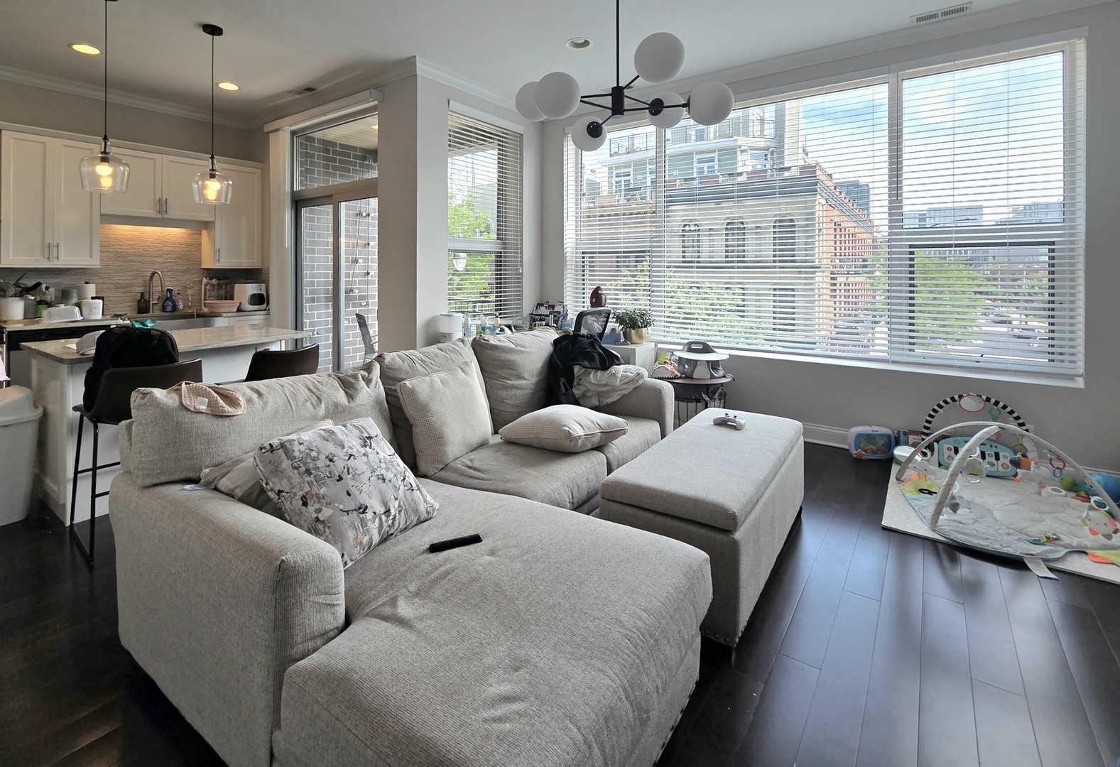 22 North Aberdeen Street, Unit 203 Chicago, IL 60607 - Photo 2 of 19