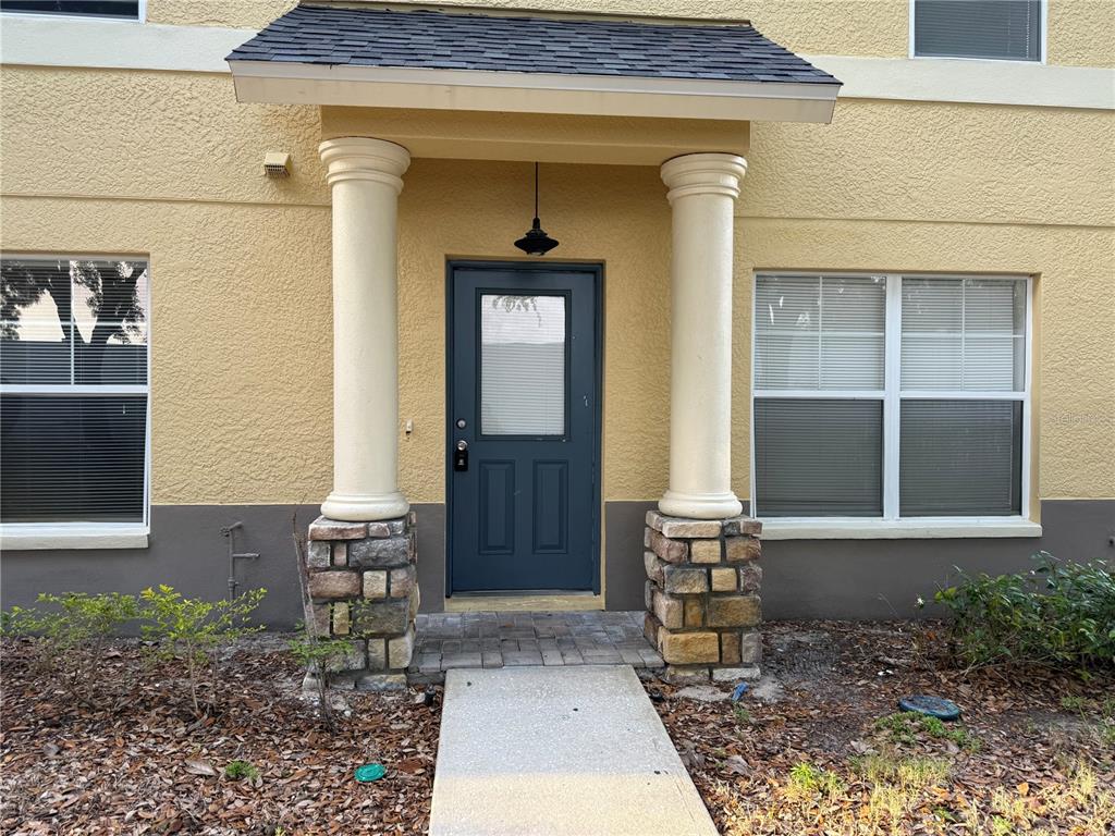 201 Drawbridge Lane Valrico, FL 33594 - Photo 1 of 11 a front view of a house with a yard