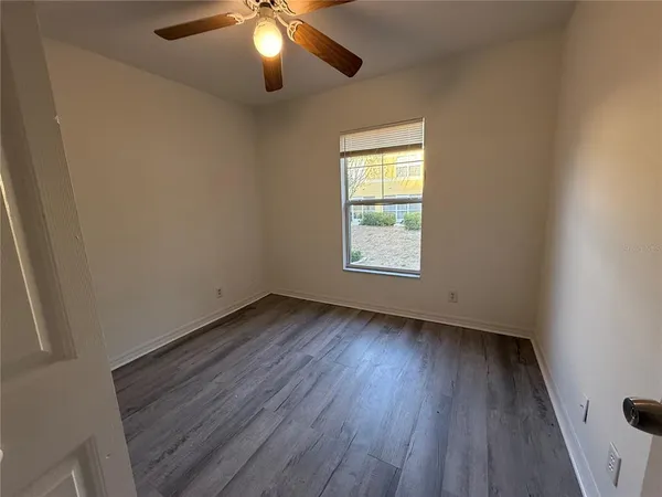 $1,850 | 201 Drawbridge Lane, Valrico, FL 33594