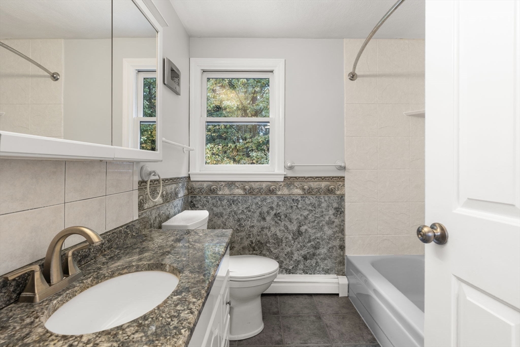 8 McDonald Road Wilmington, MA 01887 - Photo 33 of 40