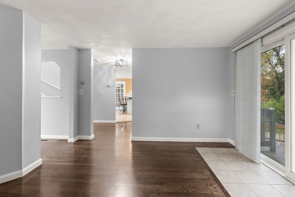 8 McDonald Road Wilmington, MA 01887 - Photo 10 of 40