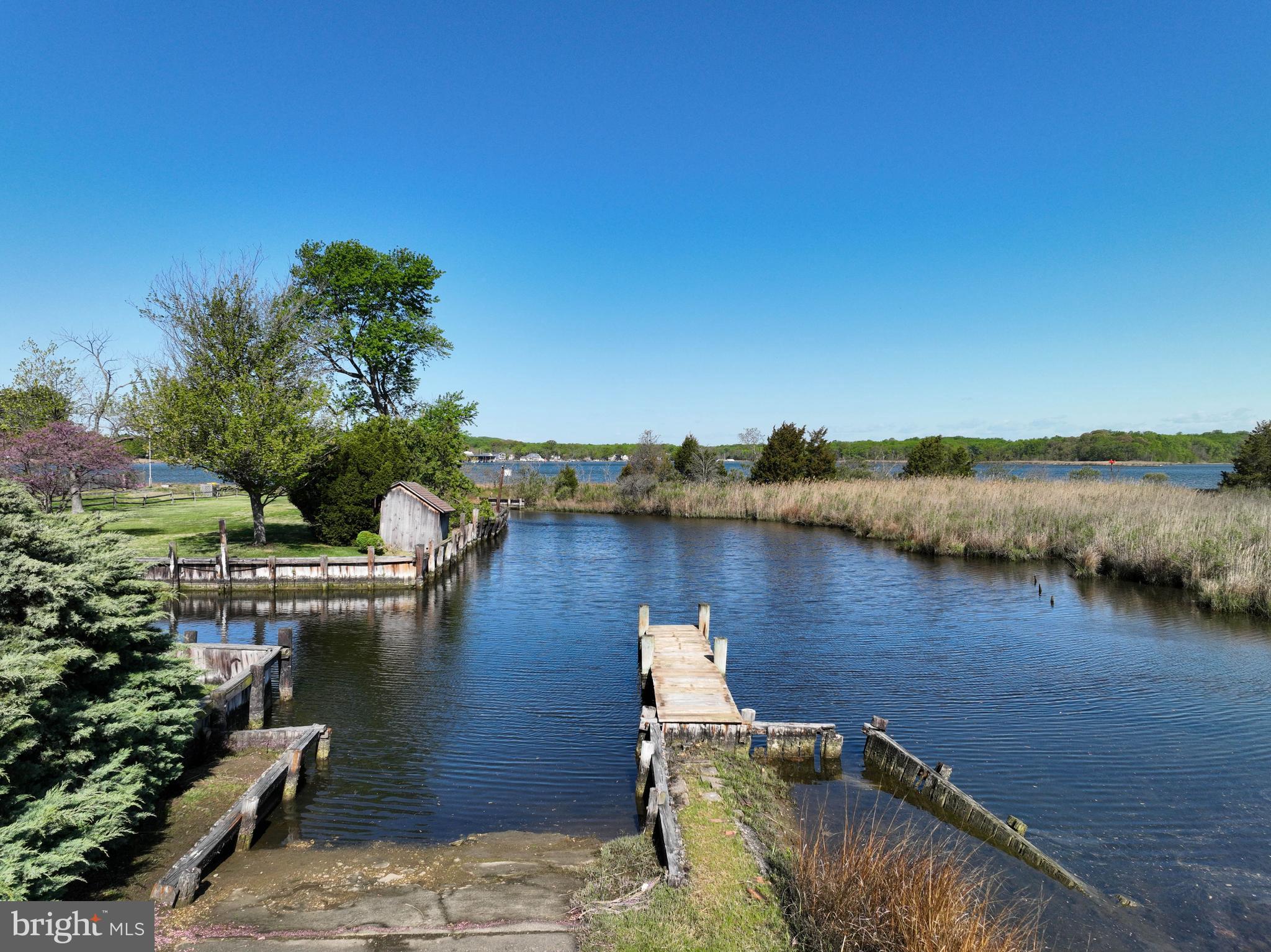 1100 Paca Drive Edgewater, MD 21037 - Photo 11 of 60 Launch ramp for canoe/kayak in inlet