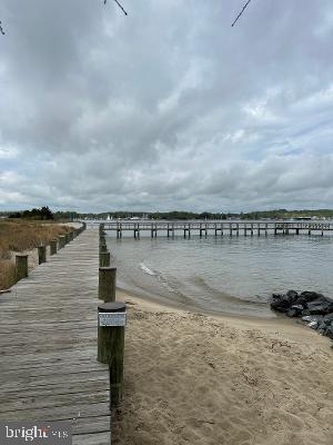 1100 Paca Drive Edgewater, MD 21037 - Photo 19 of 60 Community pier. Close to shopping and restaurants