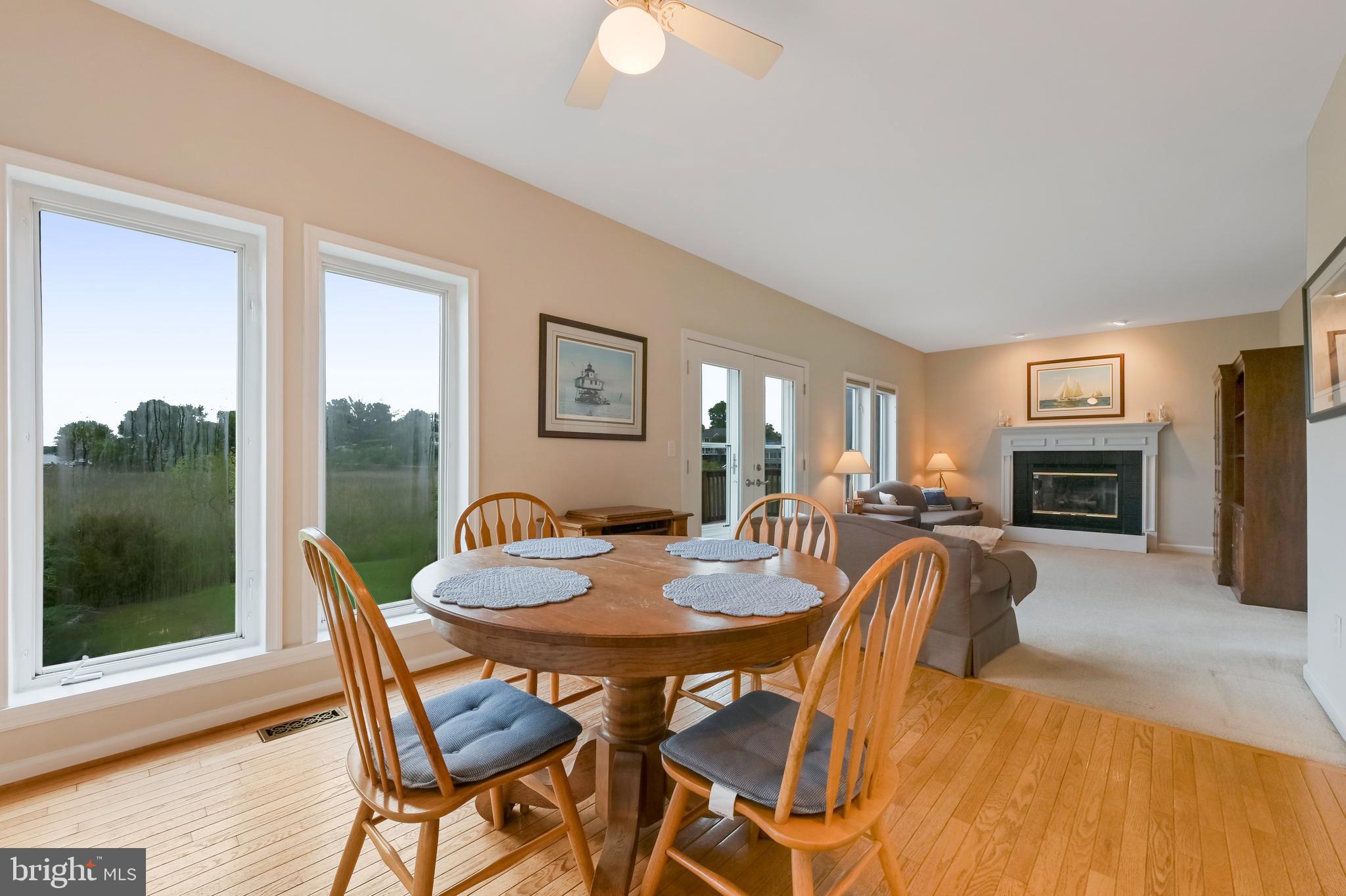 1100 Paca Drive Edgewater, MD 21037 - Photo 30 of 60 Family room/breakfast room combo