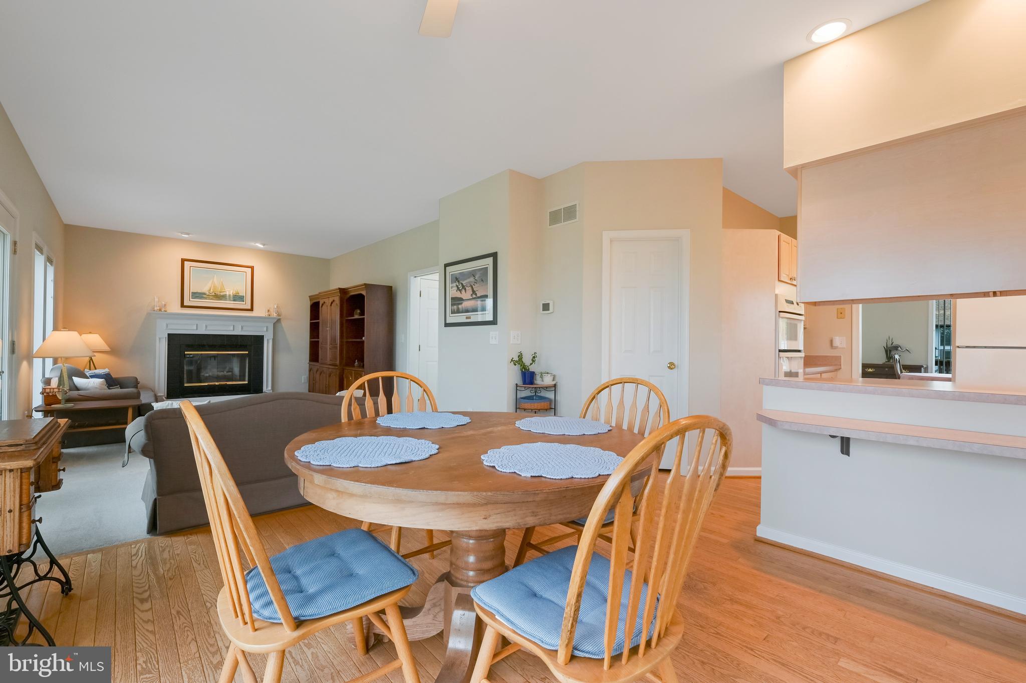 1100 Paca Drive Edgewater, MD 21037 - Photo 32 of 60 Breakfast bar/nook. Hardwood floors
