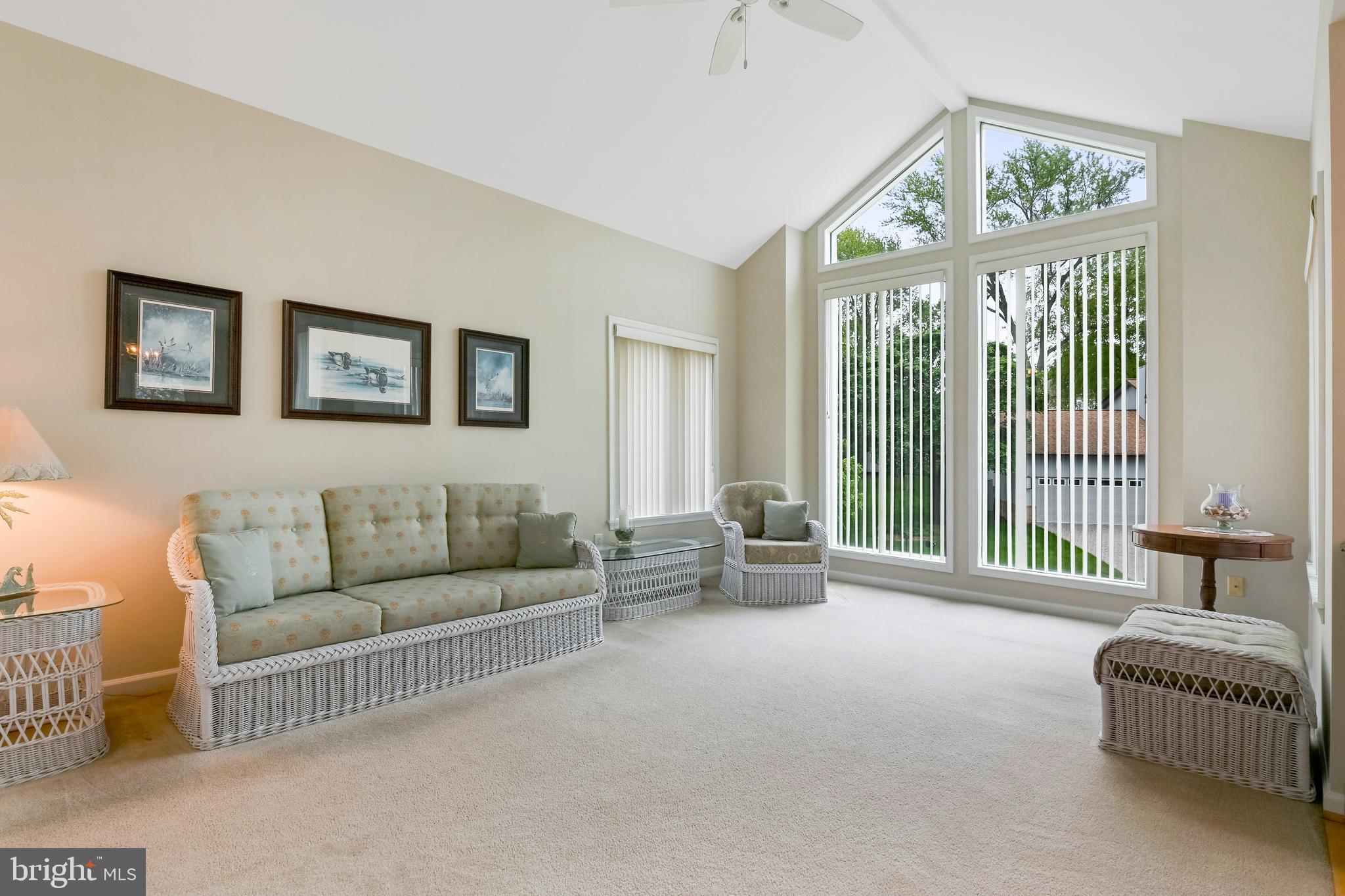 1100 Paca Drive Edgewater, MD 21037 - Photo 35 of 60 Lovely living room with vaulted ceilings