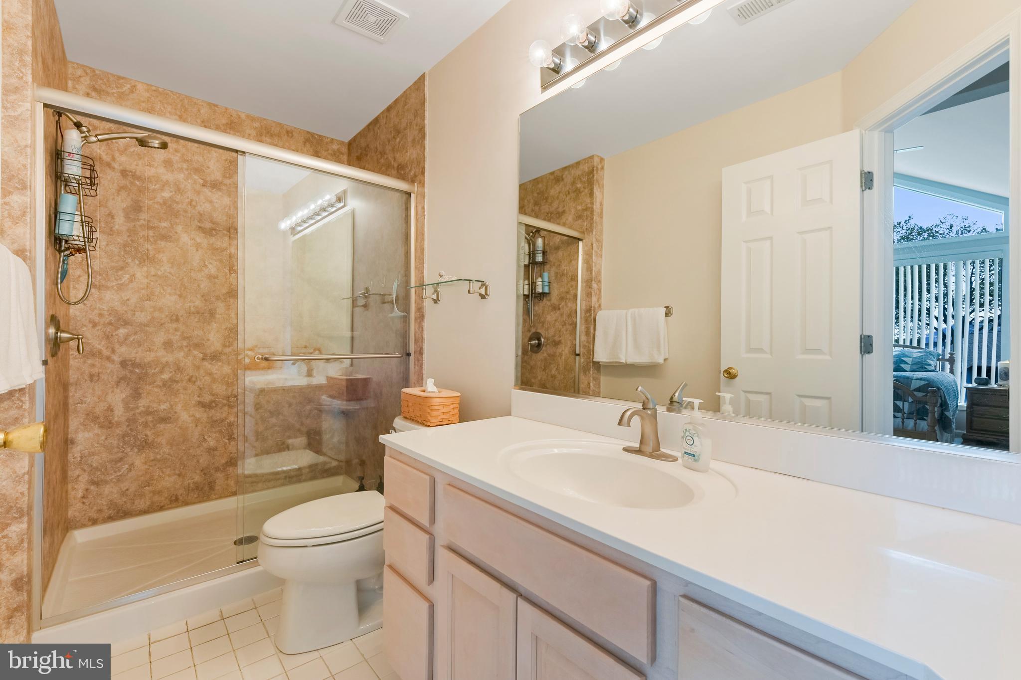 1100 Paca Drive Edgewater, MD 21037 - Photo 49 of 60 Owners full bath