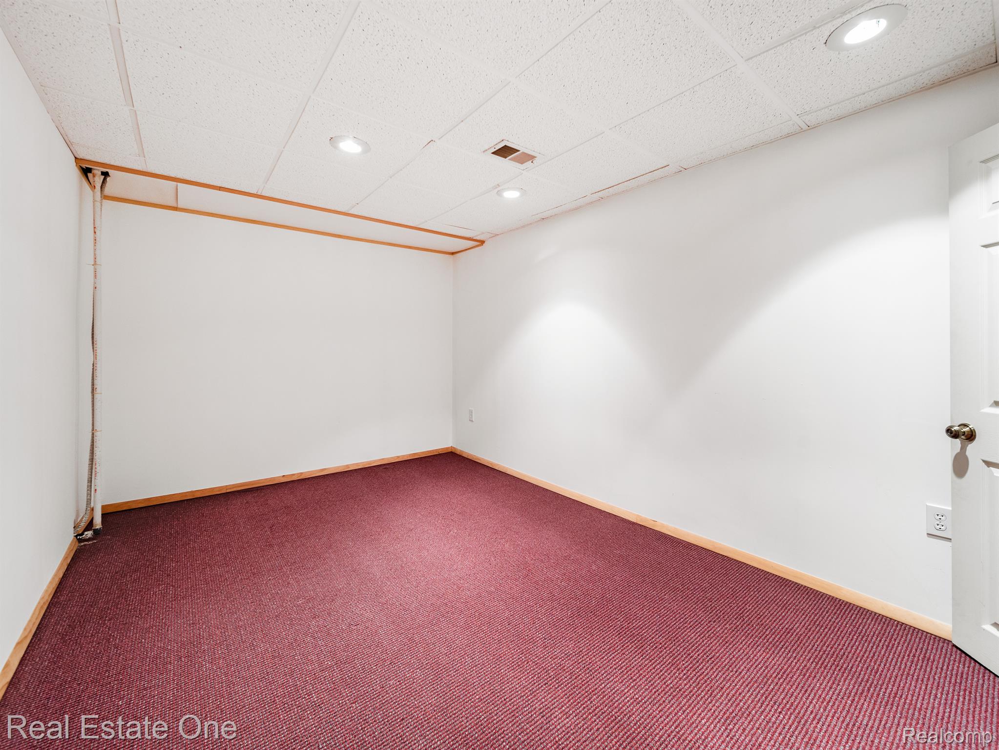6862 Kestrel Ridge Road Brighton, MI 48116 - Photo 23 of 31 Basement Flex Room #1