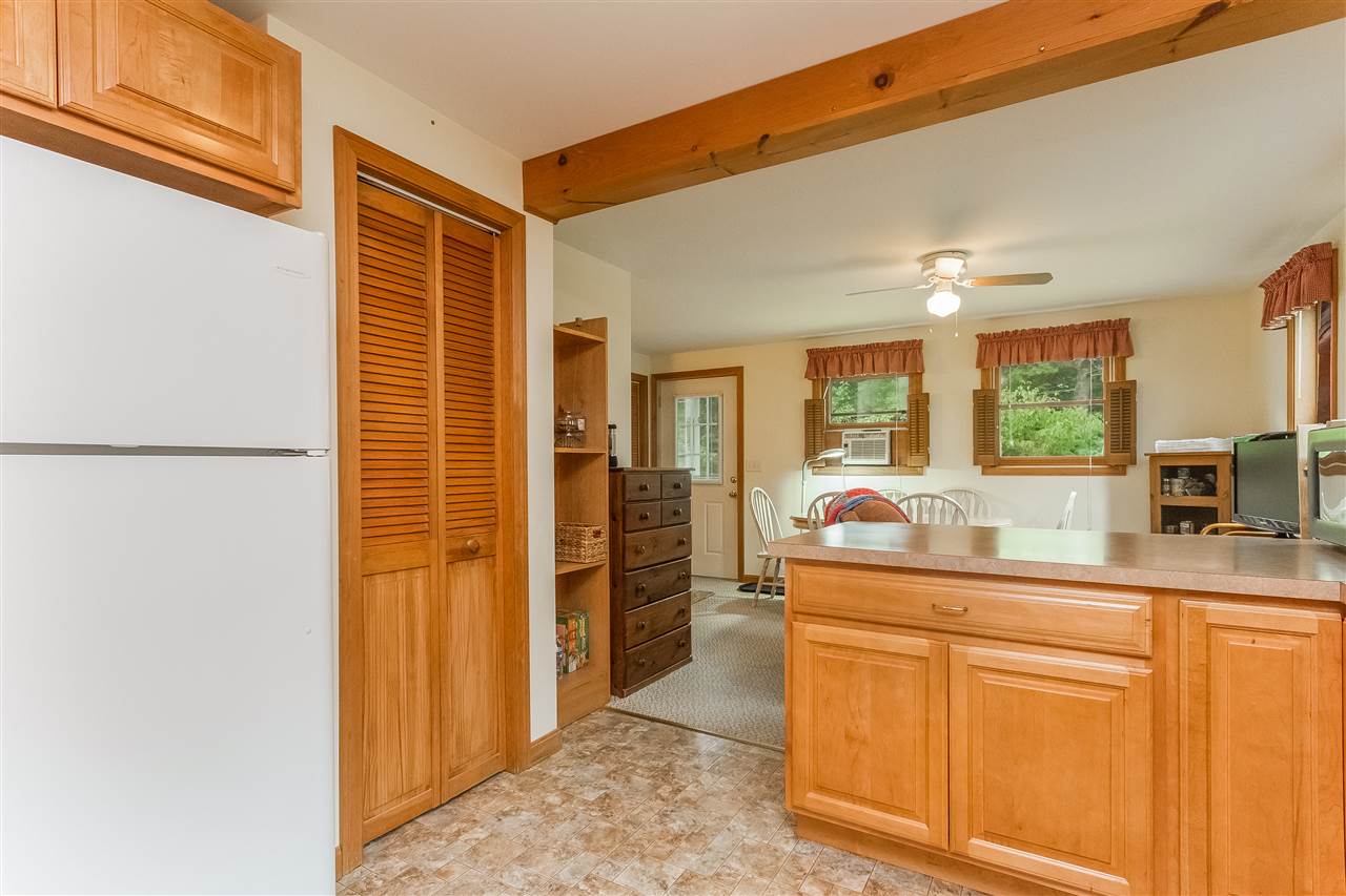 96 Merrimack Road Amherst, NH 03031 - Photo 21 of 37