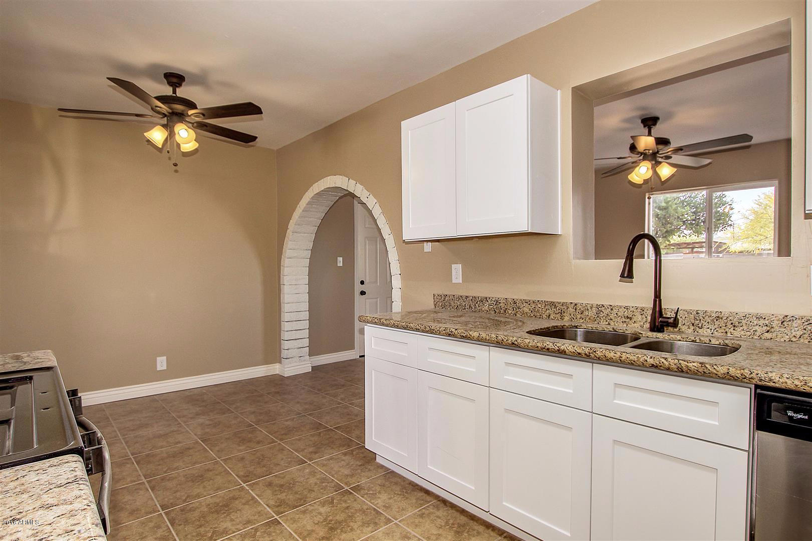 31 West Riverside Street Phoenix, AZ 85041 - Photo 5 of 18 Riverside (9)