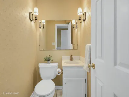 $999,900 | 318 Arlington Avenue, Elmhurst, IL 60126
