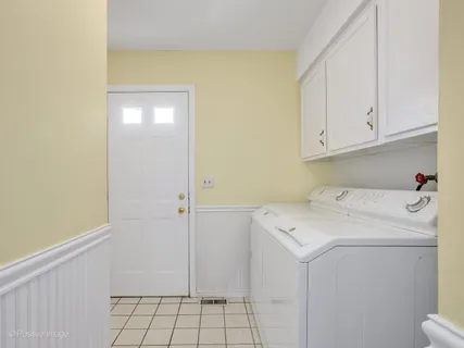 $999,900 | 318 Arlington Avenue, Elmhurst, IL 60126