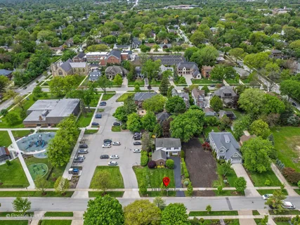 $999,900 | 318 Arlington Avenue, Elmhurst, IL 60126