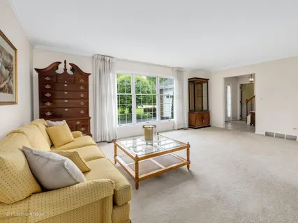$999,900 | 318 Arlington Avenue, Elmhurst, IL 60126