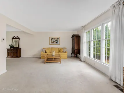 $999,900 | 318 Arlington Avenue, Elmhurst, IL 60126