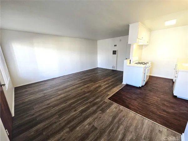 $1,699 | 401 West Wilson Avenue, Unit 6, Glendale, CA 91203