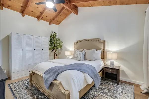 $7,975 | 325 West Avenida Palizada, San Clemente, CA 92672