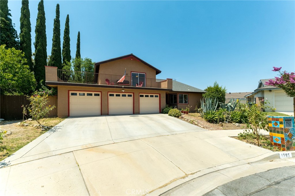 Welcome to 1785 Dawn Circle, Simi Valley
