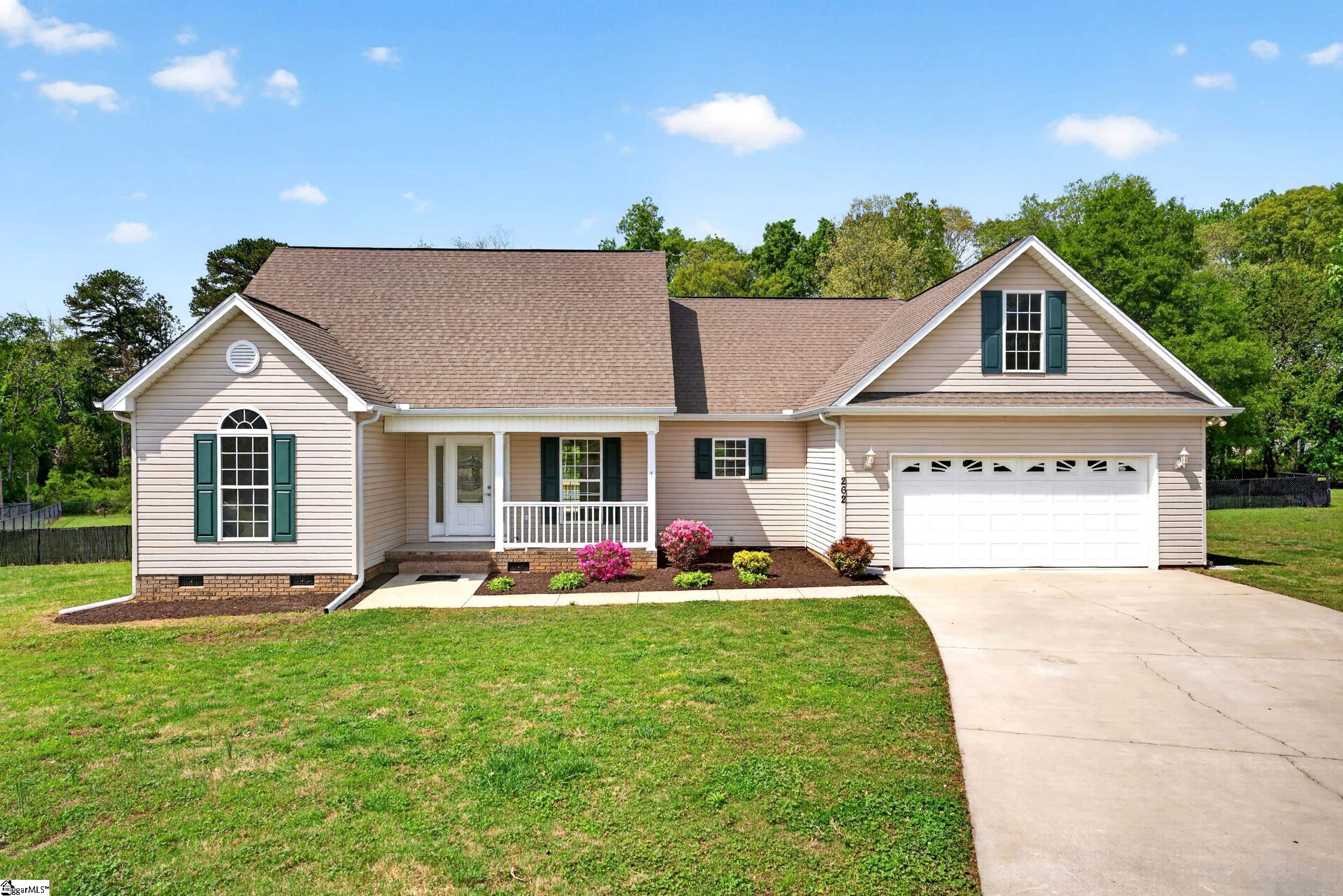 262 Proffitts Way Inman, SC 29349 - Photo 2 of 40 Gallery Image 2