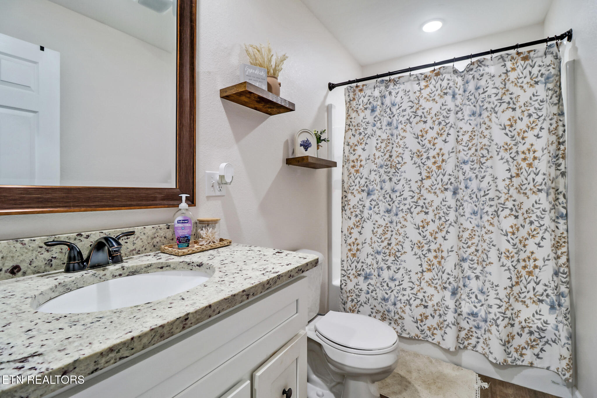 1068 Hargis Road Grimsley, TN 38565 - Photo 24 of 30 if1a5196-if1a5200