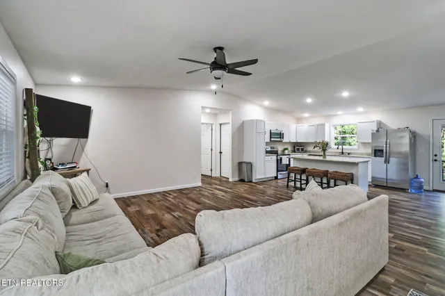 $349,900 | 1068 Hargis Road, Grimsley, TN 38565