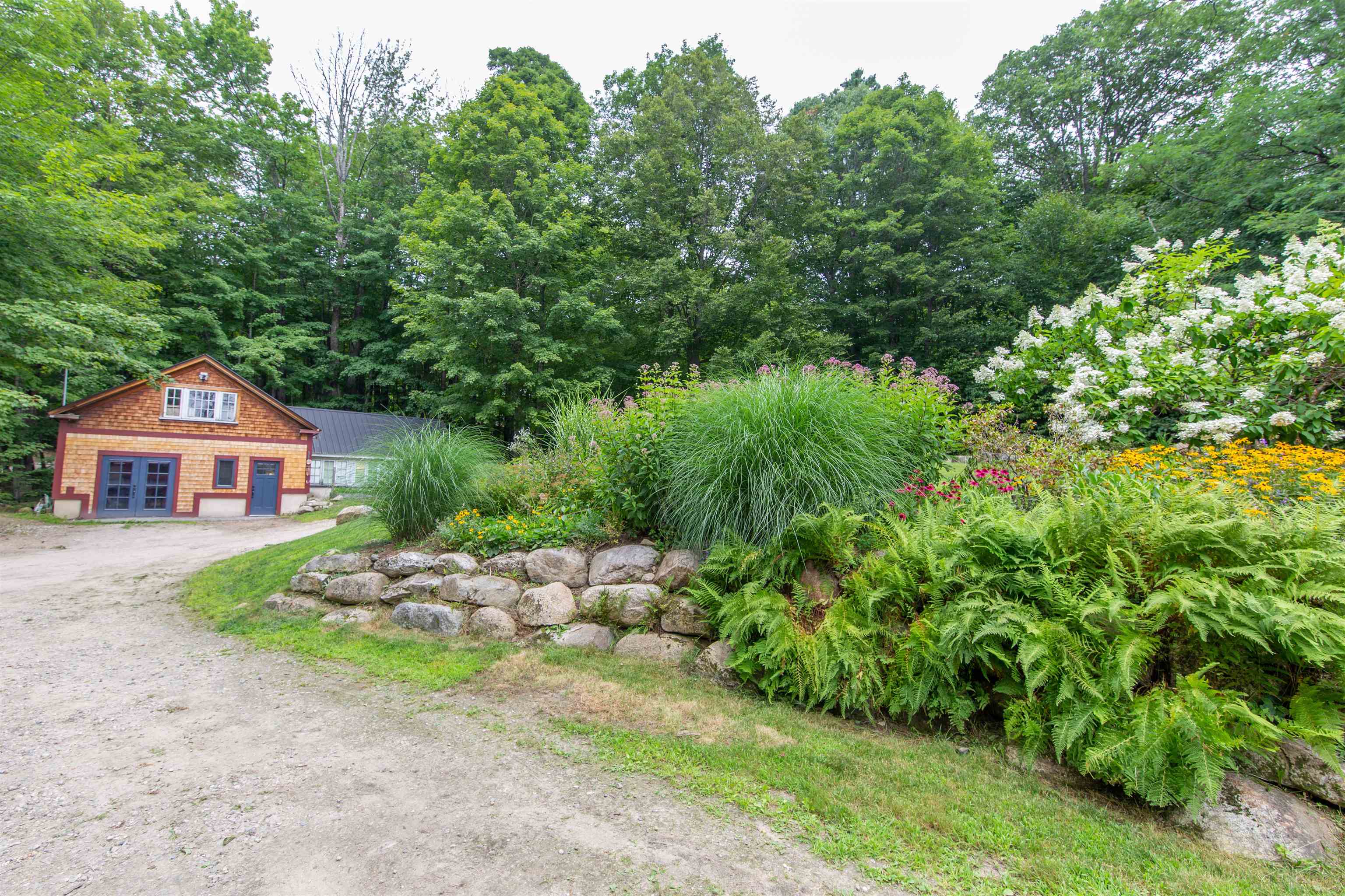 314 Old Mail Road Tamworth, NH 03886 - Photo 9 of 52