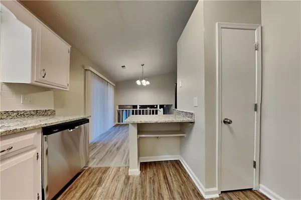 $1,800 | 3406 Deshong Drive Southwest, Stone Mountain, GA 30087