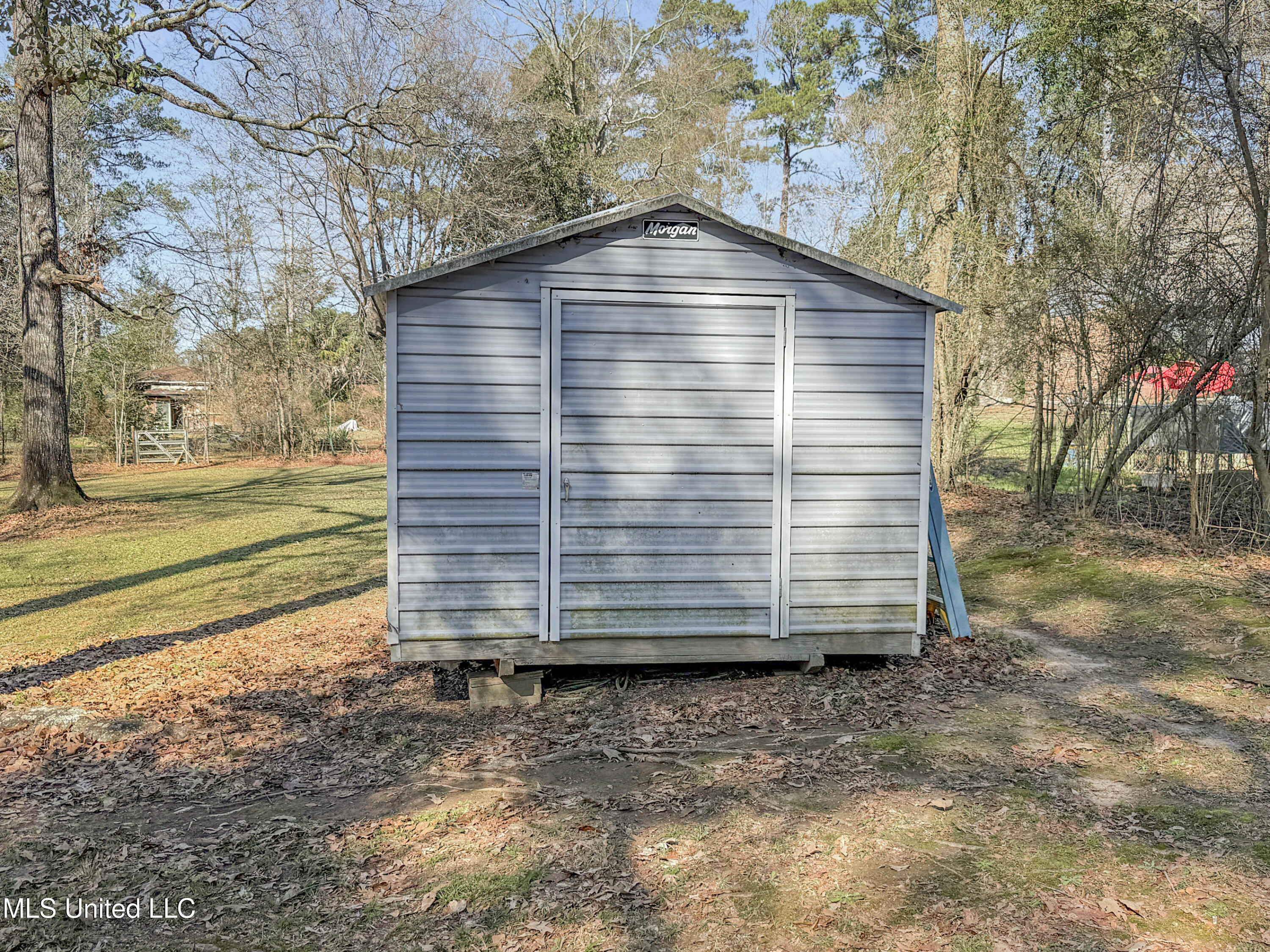 1019 Busy Lane Summit, MS 39666 - Photo 14 of 40 IMG_2846