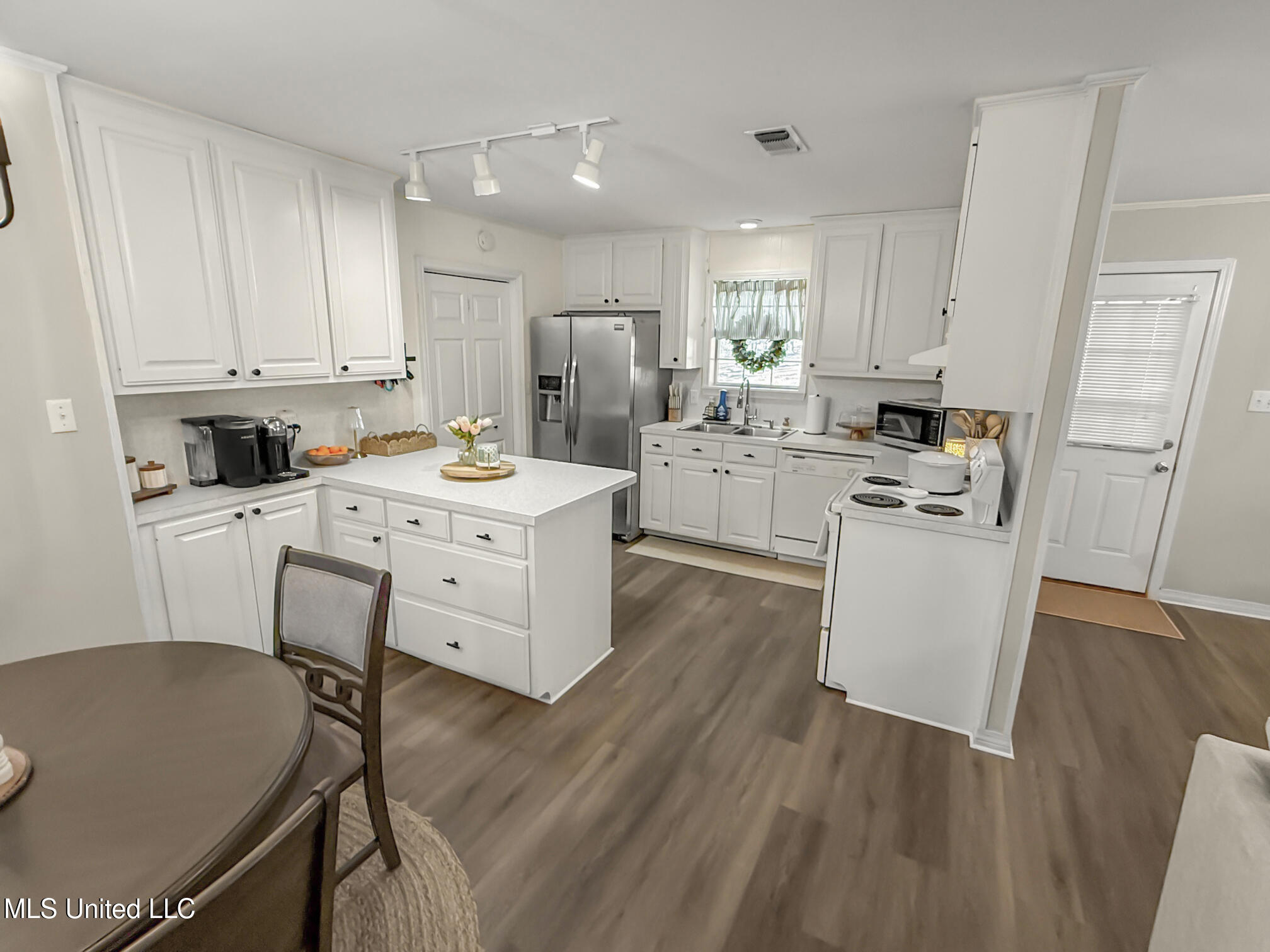 1019 Busy Lane Summit, MS 39666 - Photo 24 of 40 IMG_2856