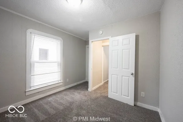 $999 | 240 North Beville Avenue, Indianapolis, IN 46201