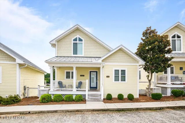 $839,000 | 163 North Deer Vlg Lane, La Follette, TN 37766