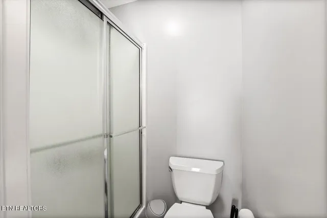 $839,000 | 163 North Deer Vlg Lane, La Follette, TN 37766