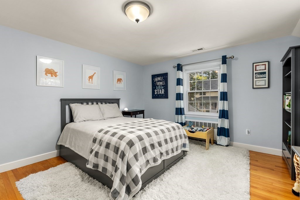 48 Shirley Road Wellesley, MA 02482 - Photo 20 of 33