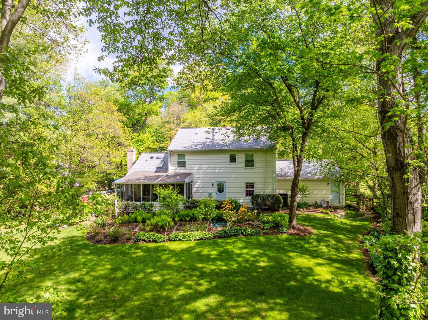 10812 Hunt Club Road Reston, VA 20190 - Photo 63 of 74 Gallery Image 63