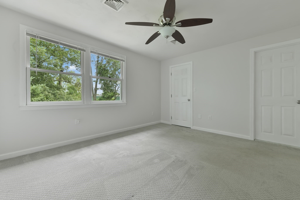 154 Bear Hill Road, Unit 306 Cumberland, RI 02864 - Photo 20 of 37