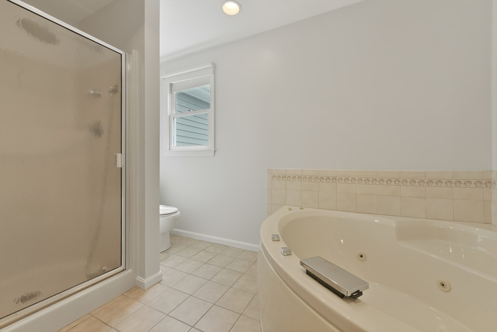 154 Bear Hill Road, Unit 306 Cumberland, RI 02864 - Photo 25 of 37