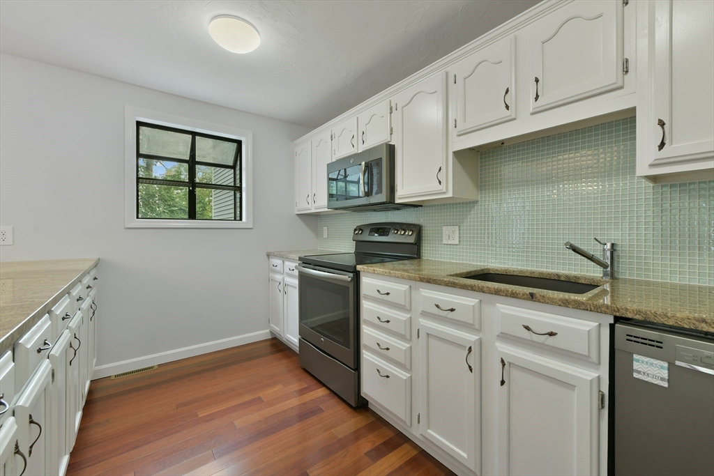 154 Bear Hill Road, Unit 306 Cumberland, RI 02864 - Photo 3 of 37