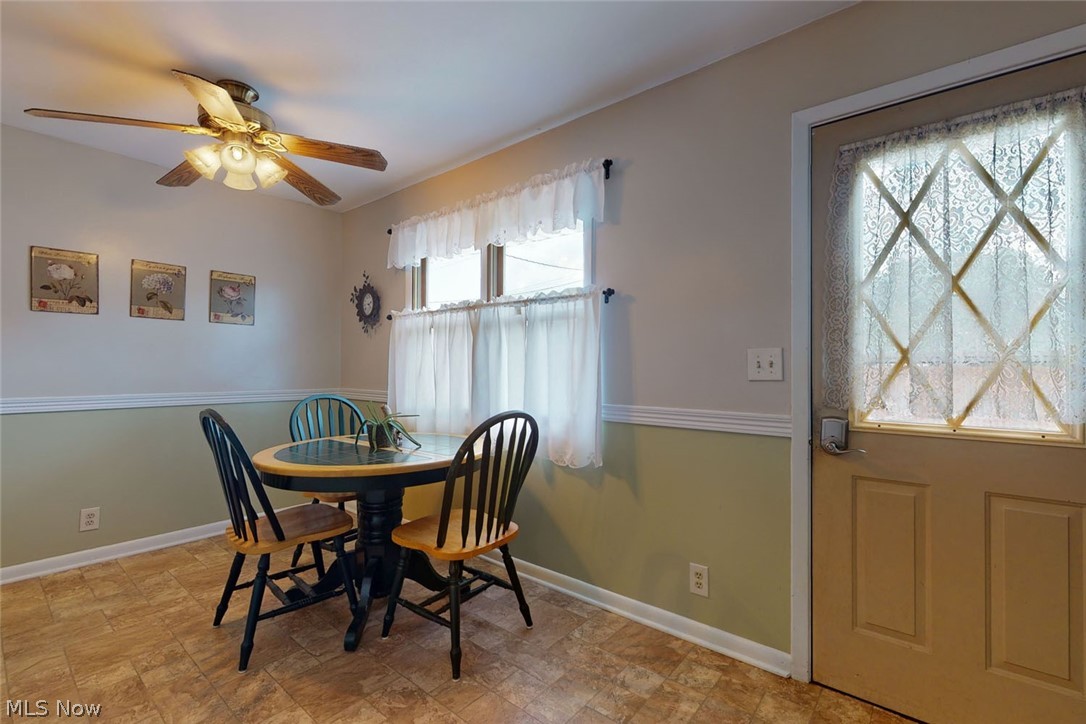7339 Oakwood Road Parma, OH 44130 - Photo 10 of 28
