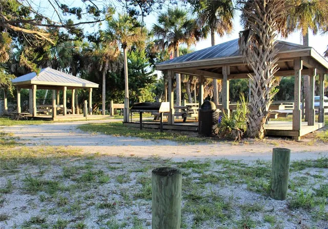 $189,900 | 151 Apache Court, Oak Hill, FL 32759