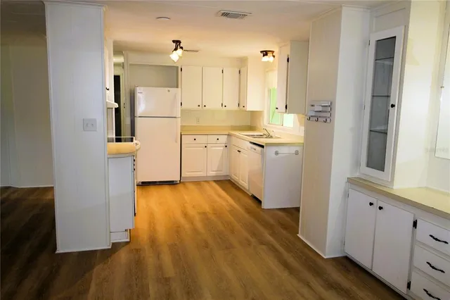 $189,900 | 151 Apache Court, Oak Hill, FL 32759