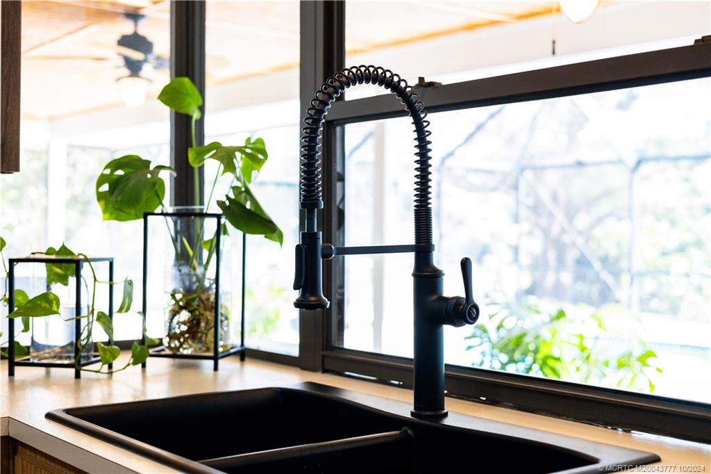 2556 Captiva Cove Stuart, FL 34994 - Photo 45 of 68