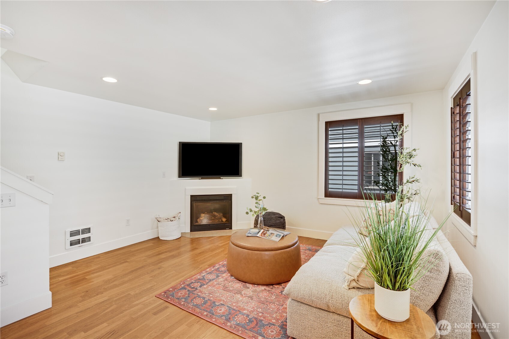 4851 A Delridge Way Southwest Seattle, WA 98106 - Photo 6 of 25