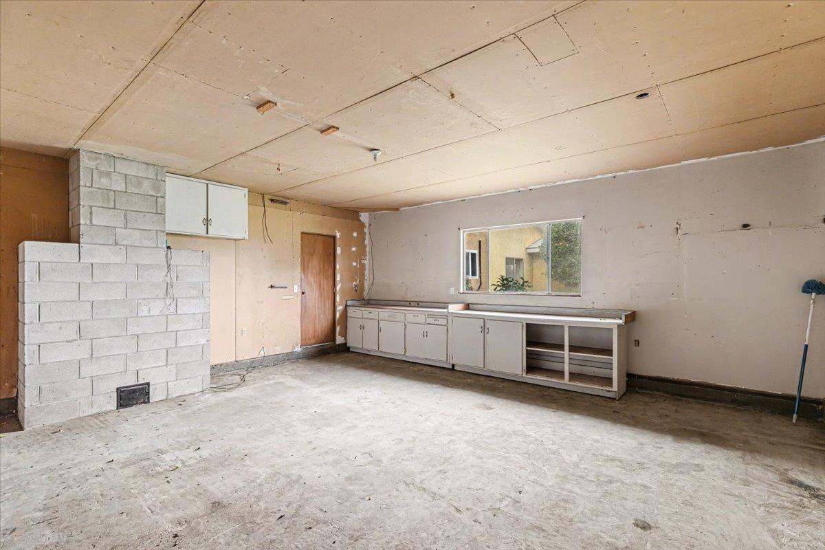 2679 Lobo Avenue Merced, CA 95348 - Photo 57 of 88 a view of an empty room with a window