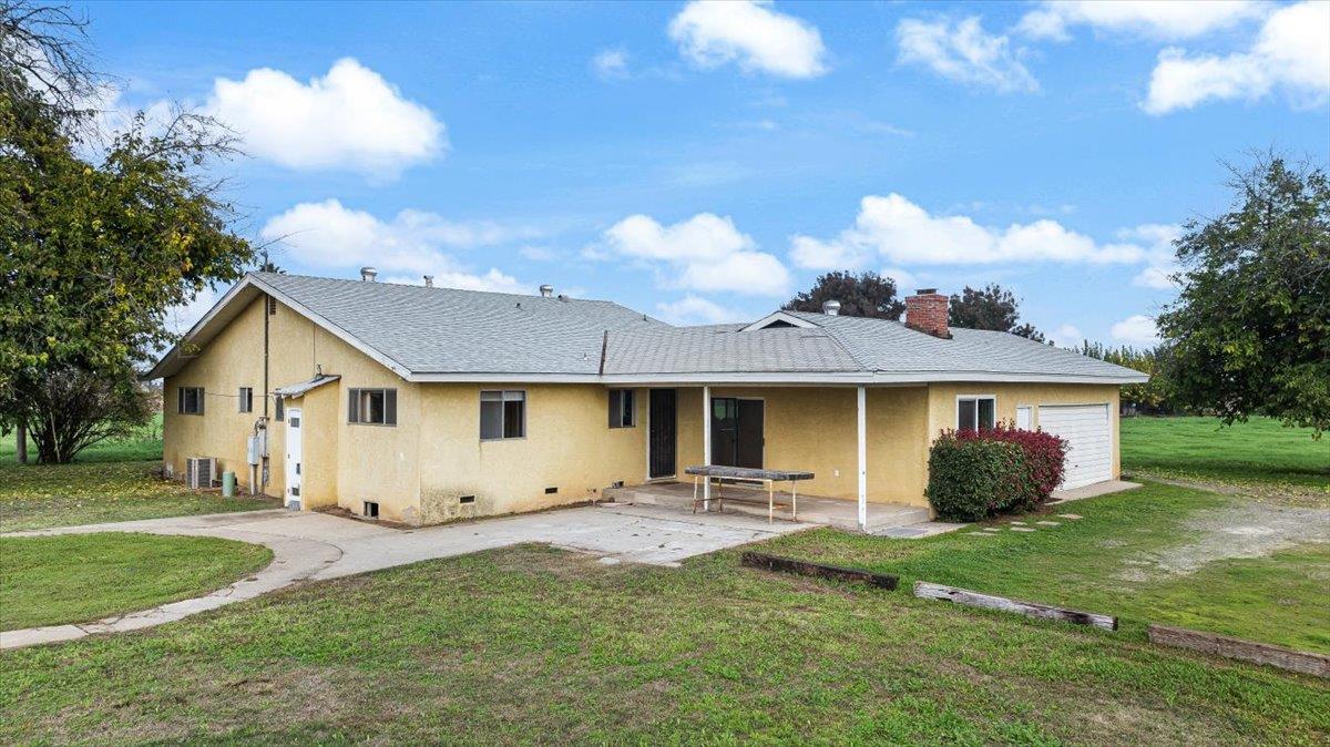 2679 Lobo Avenue Merced, CA 95348 - Photo 61 of 88 Backyard