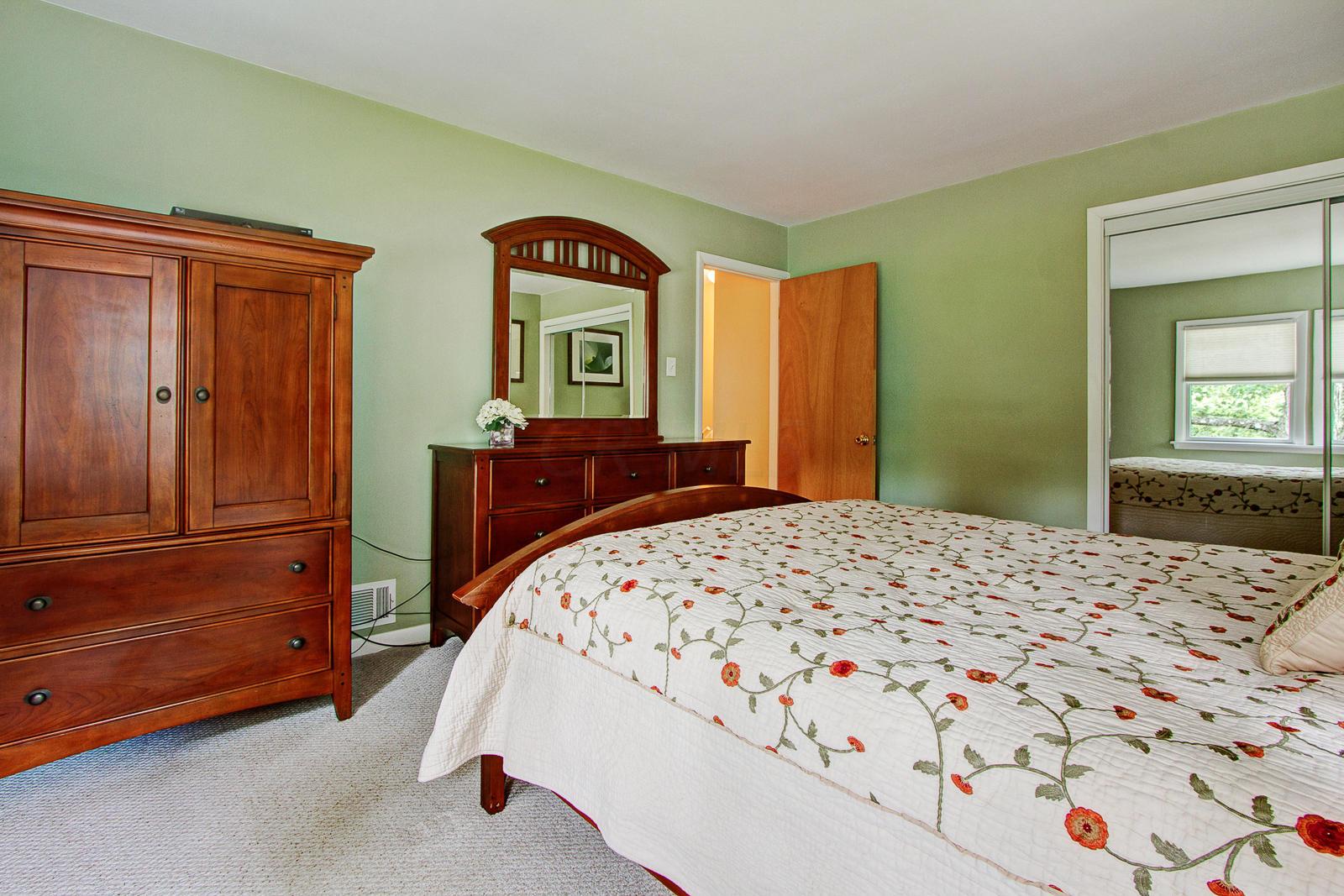 976 Caniff Road Columbus, OH 43221 - Photo 23 of 33 Gallery Image 23