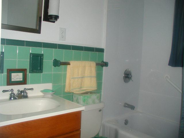 1 Woodridge Road Bethlehem, NY 12054 - Photo 6 of 12 Photo 6
