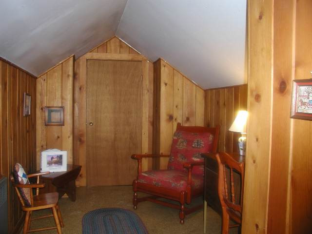 1 Woodridge Road Bethlehem, NY 12054 - Photo 9 of 12 Photo 9