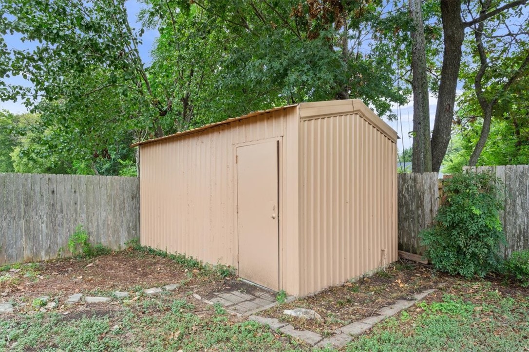 1124 Pembrook Drive Waco, TX 76710 - Photo 26 of 29