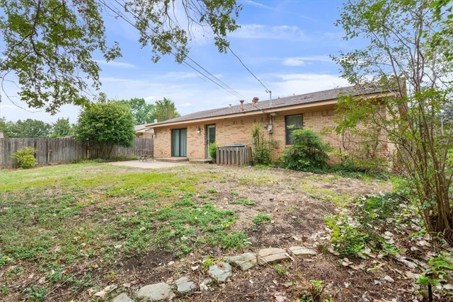 $259,900 | 1124 Pembrook Drive, Waco, TX 76710